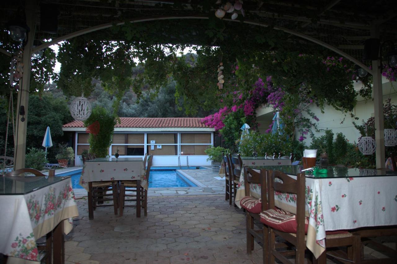 Sunrise Hotel & Apartments Rodhákinon Luaran gambar